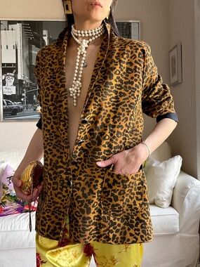 Leopard print lightweight blazer